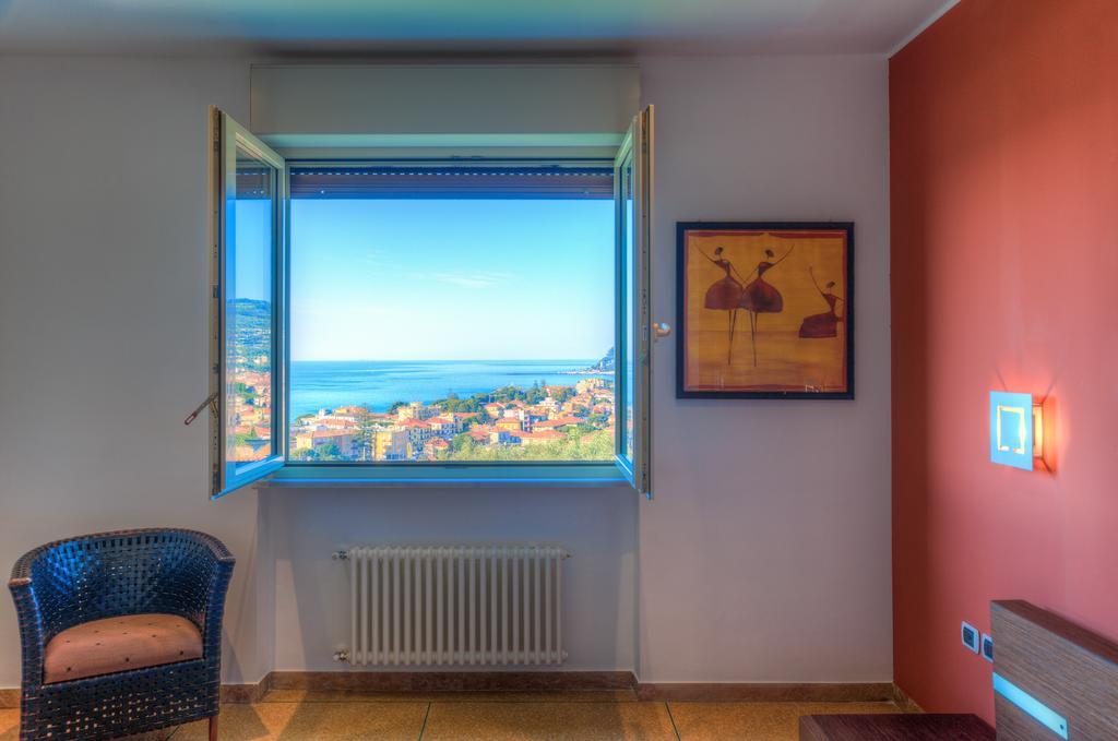 Appartamenti Villa Il Poggiolo 迪亚诺马里纳 外观 照片