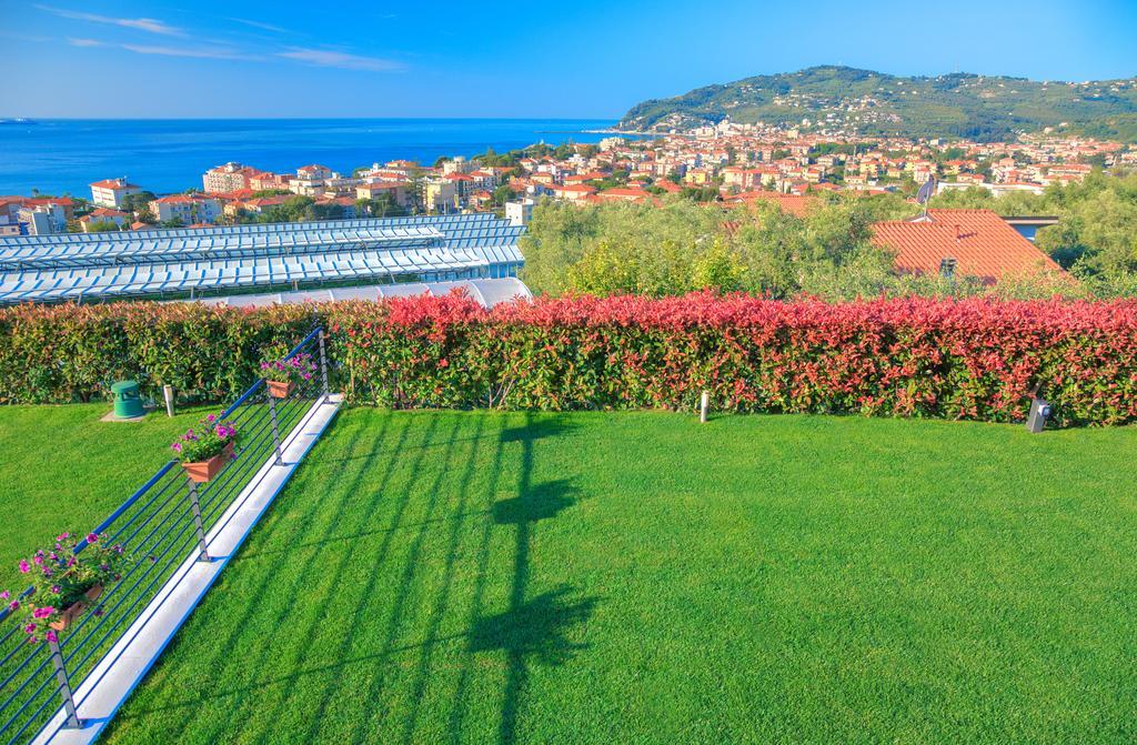 Appartamenti Villa Il Poggiolo 迪亚诺马里纳 外观 照片