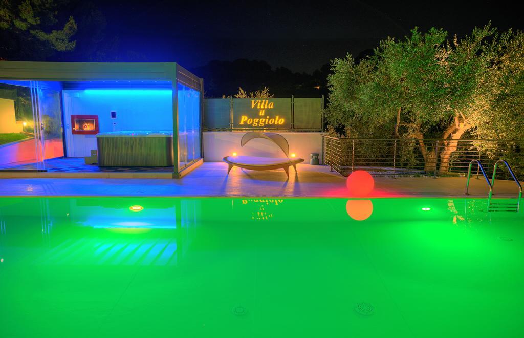 Appartamenti Villa Il Poggiolo 迪亚诺马里纳 外观 照片